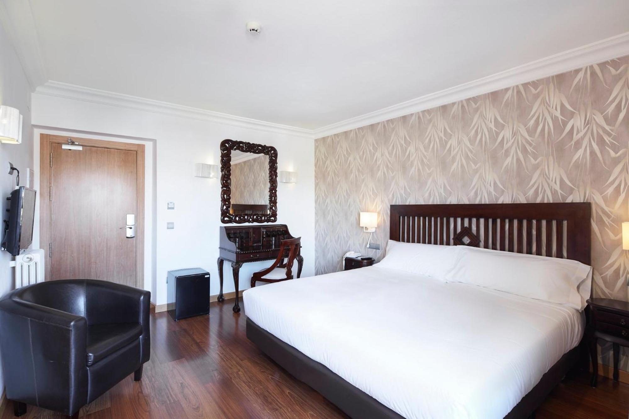 Sercotel Hotel President Φιγκέρες Εξωτερικό φωτογραφία